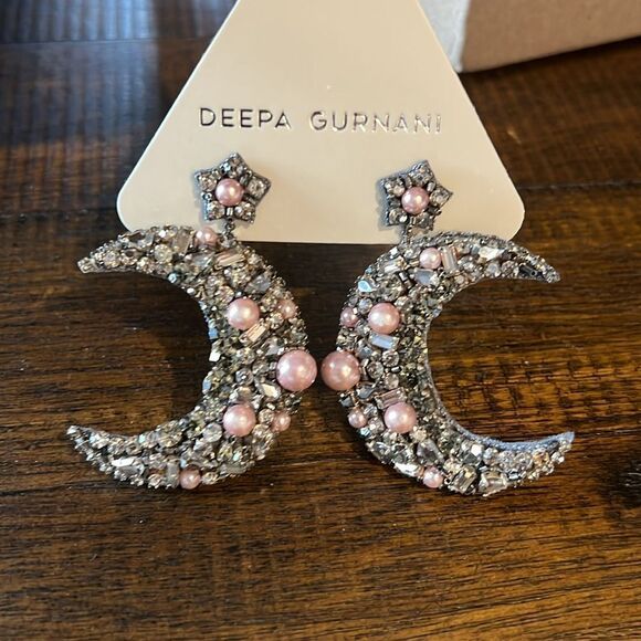 Deepa Gurnani Lavender Crystal Beaded Crescent Moon & Stars Earrings Silver/Pink - Picture 1 of 3